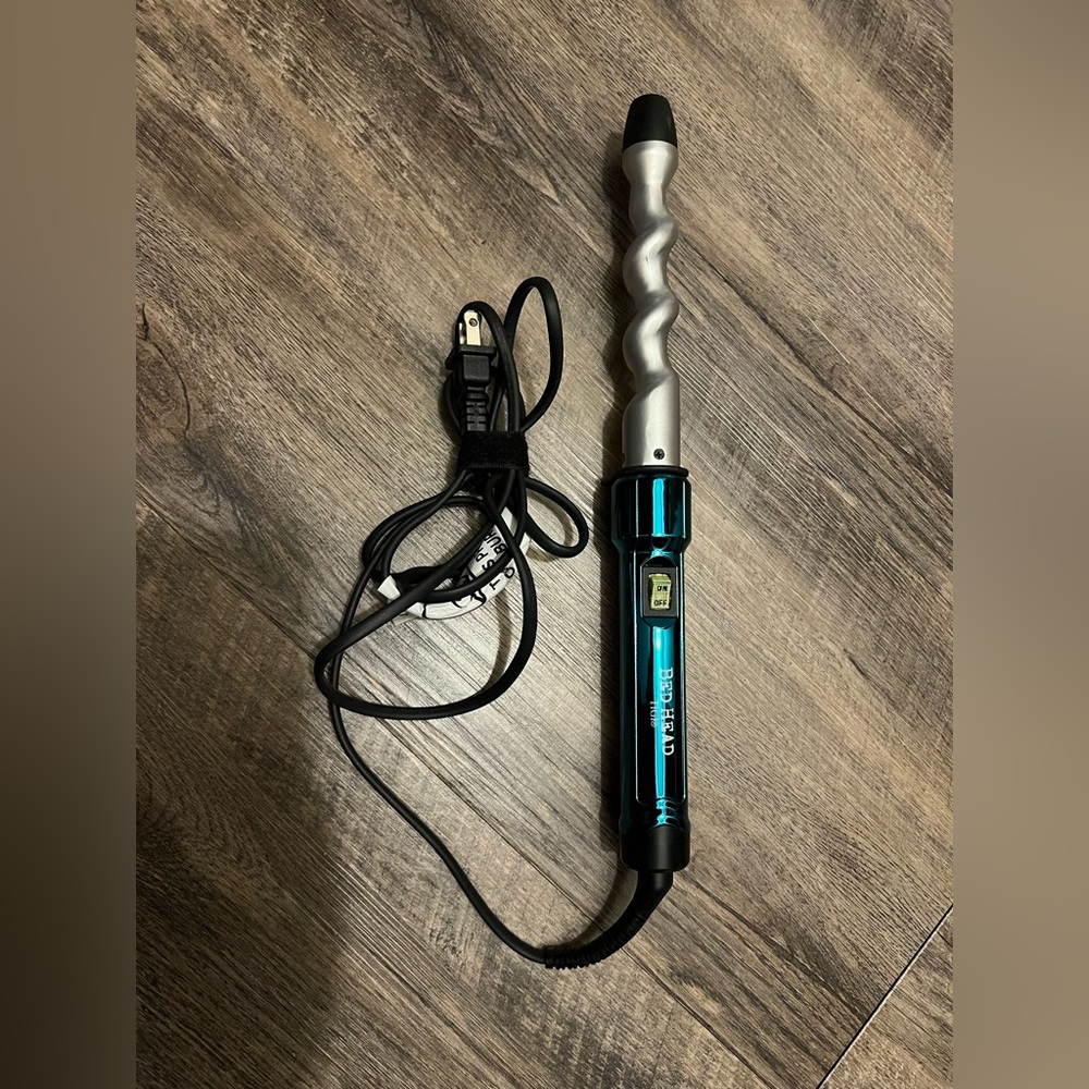 BedHead Blue Curling Wand